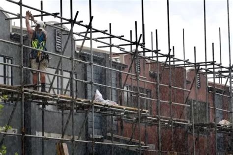 Leaky home owners lose case against James Hardie .